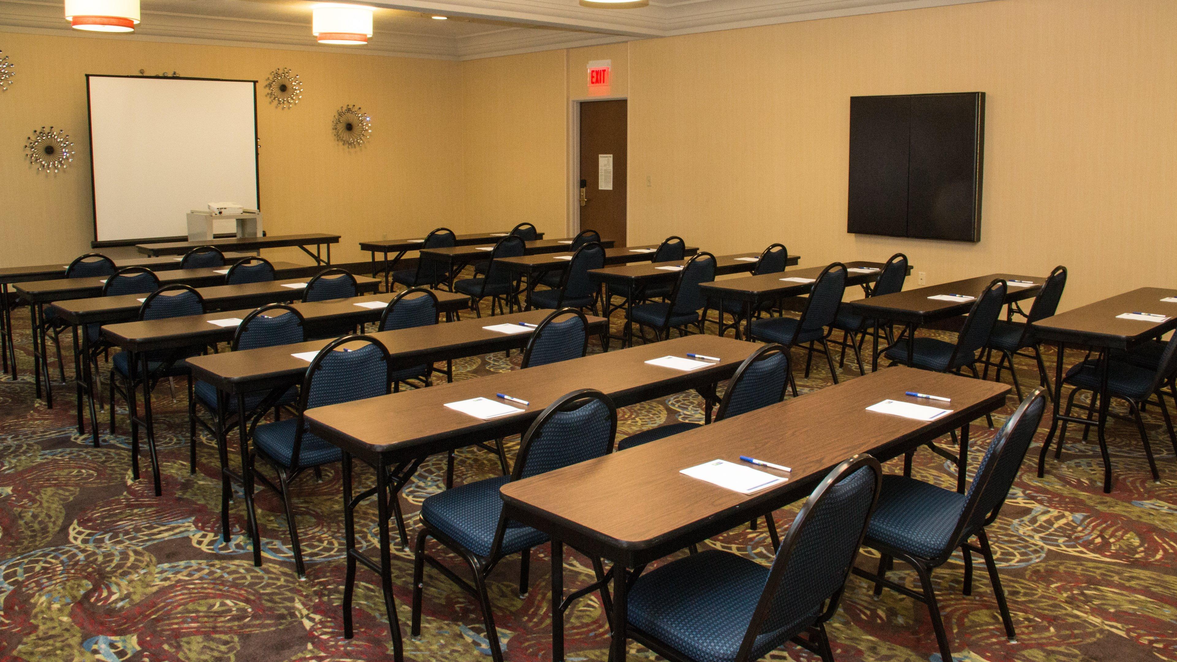 Holiday Inn Express Hotel & Suites Saginaw By Ihg Kültér fotó